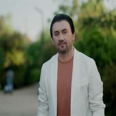 دانلود آهنگ آذربایجانی آقشین فاتح به نام دَلیسیَم