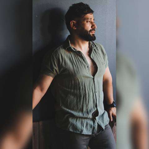 دانلود آهنگ ترکی سیامک هاشمی به نام اورگمین گوشه سی